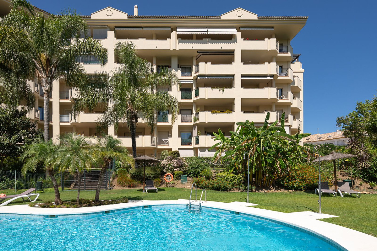 Photo 16 Middle Floor Apartment Guadalmina Alta, Costa del Sol, Málaga – R5079922