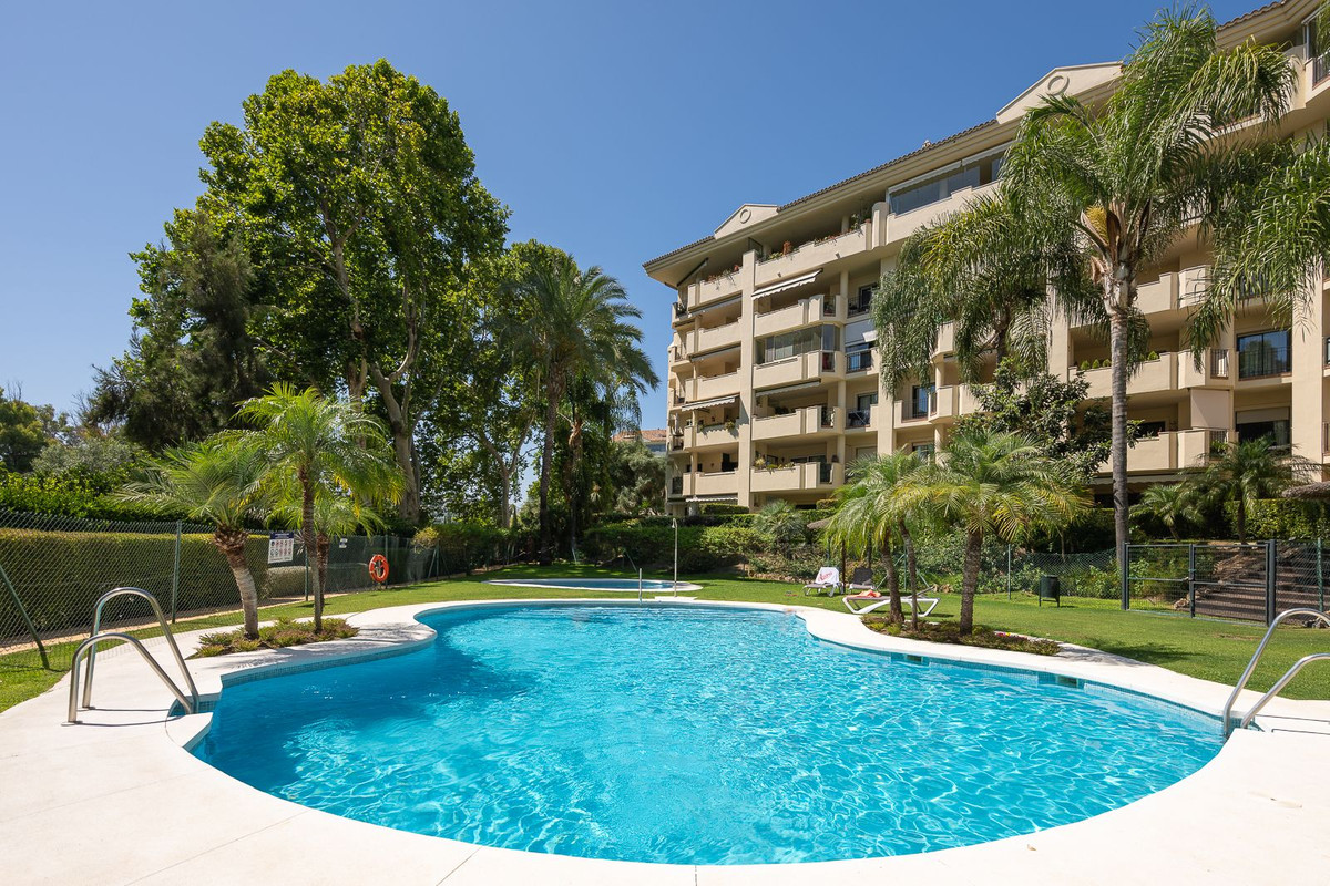 Photo 17 Middle Floor Apartment Guadalmina Alta, Costa del Sol, Málaga – R5079922