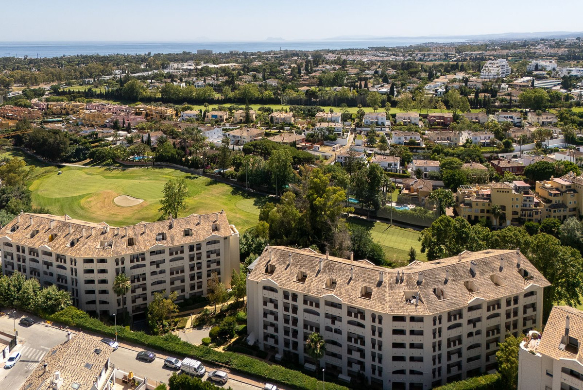 Photo 21 Middle Floor Apartment Guadalmina Alta, Costa del Sol, Málaga – R5079922