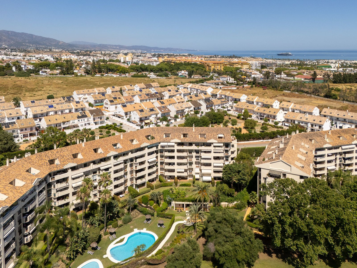 Photo 23 Middle Floor Apartment Guadalmina Alta, Costa del Sol, Málaga – R5079922