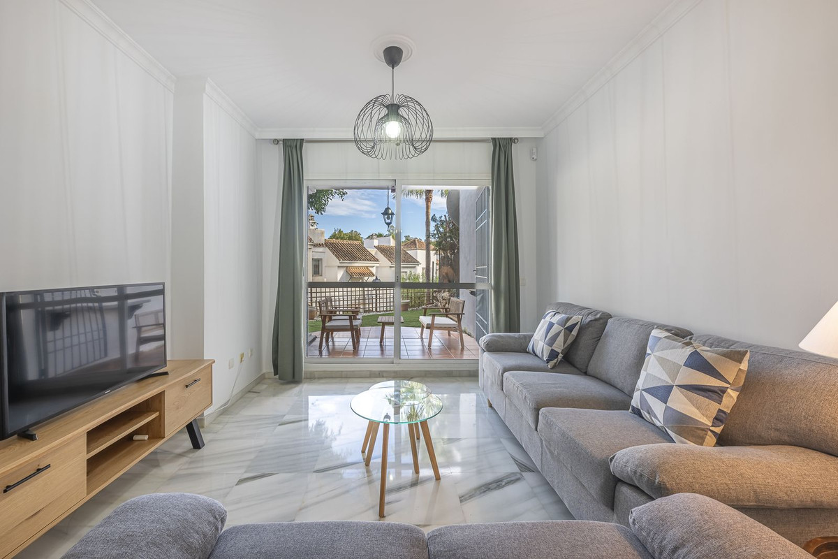 Photo 4 Ground Floor Apartment Nueva Andalucía, Costa del Sol, Málaga – R4927462