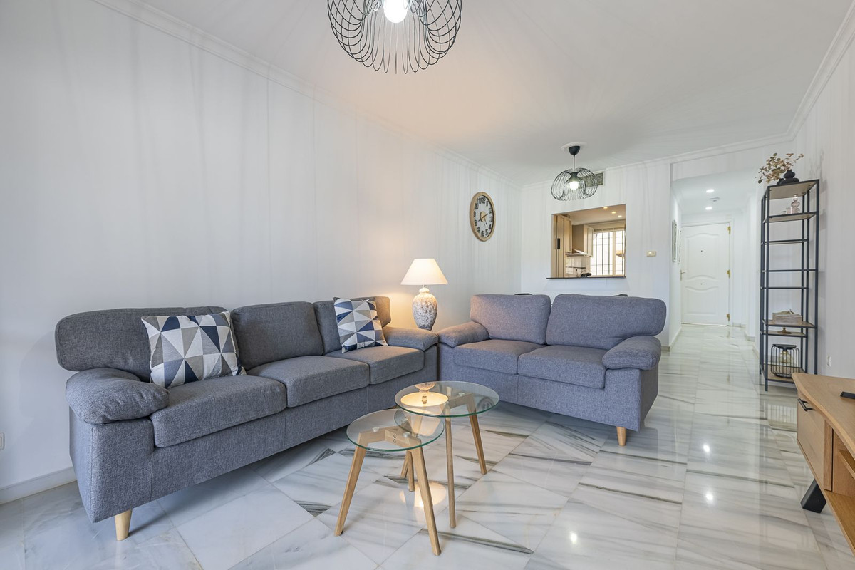 Photo 5 Ground Floor Apartment Nueva Andalucía, Costa del Sol, Málaga – R4927462
