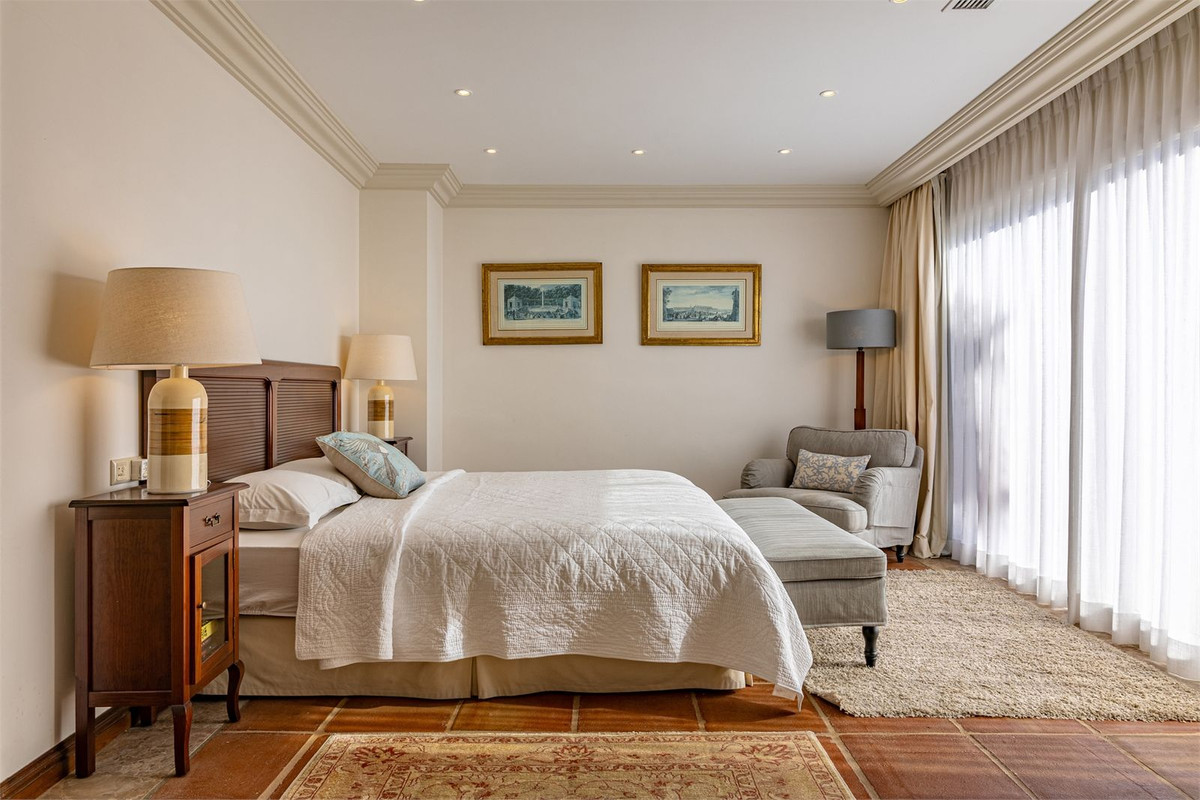 Photo 5 Detached Villa La Quinta, Costa del Sol, Málaga – R4919749