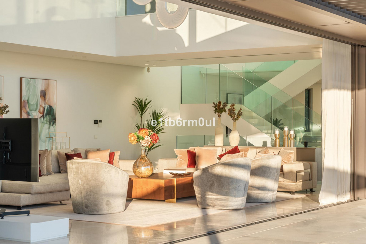 Photo 3 Detached Villa La Quinta, Costa del Sol, Málaga – R5061943