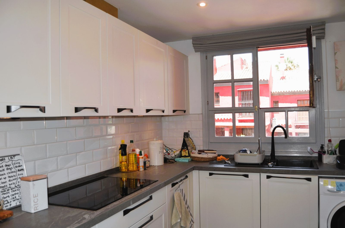 Photo 4 Townhouse Estepona, Costa del Sol, Málaga – R5105737