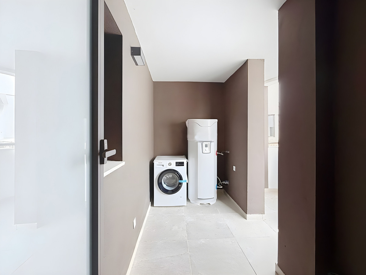 Photo 18 Ground Floor Apartment Estepona, Costa del Sol, Málaga – R5084467