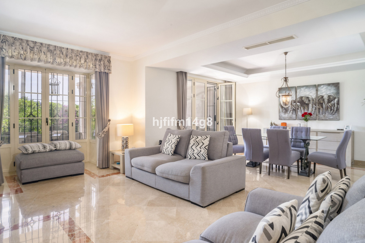 Photo 7 Townhouse Nueva Andalucía, Costa del Sol, Málaga – R5080336