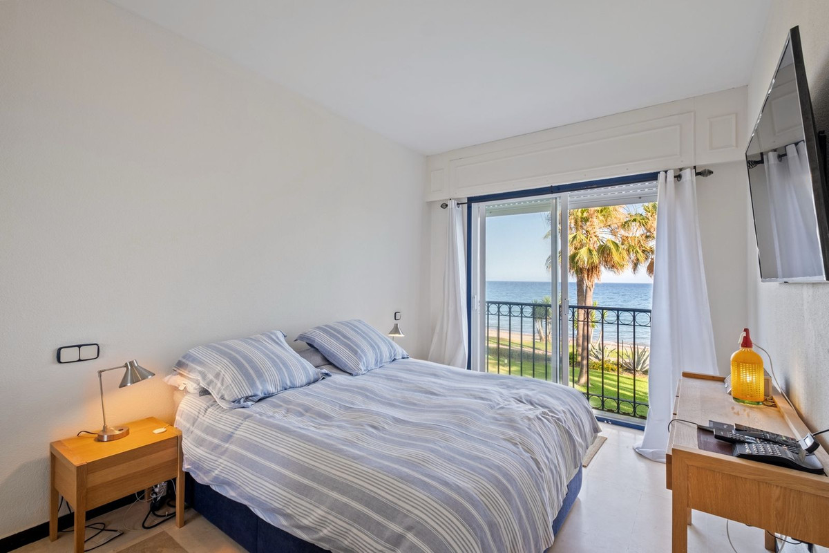 Photo 13 Middle Floor Apartment Estepona, Costa del Sol, Málaga – R5108536