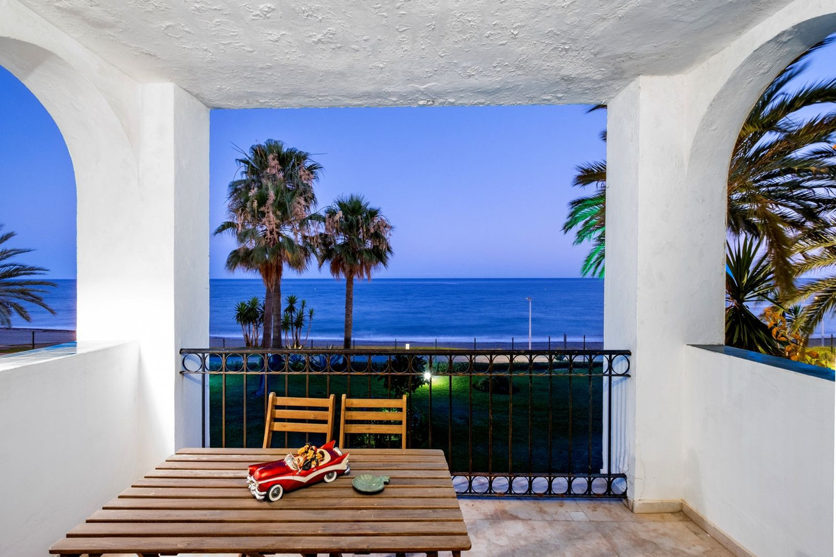 Photo 30 Middle Floor Apartment Estepona, Costa del Sol, Málaga – R5108536