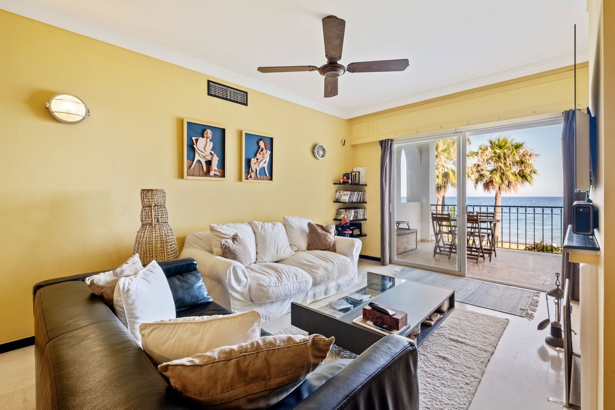 Photo 7 Middle Floor Apartment Estepona, Costa del Sol, Málaga – R5108536