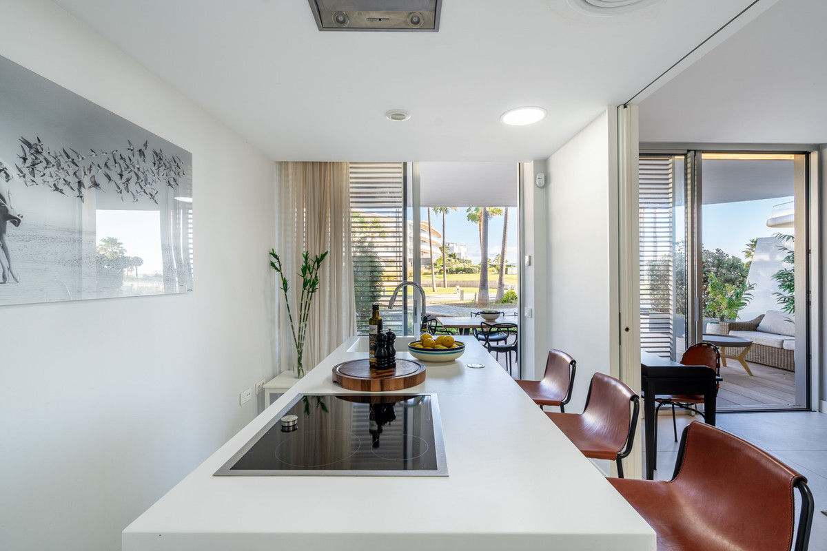 Photo 14 Ground Floor Apartment Estepona, Costa del Sol, Málaga – R5072506