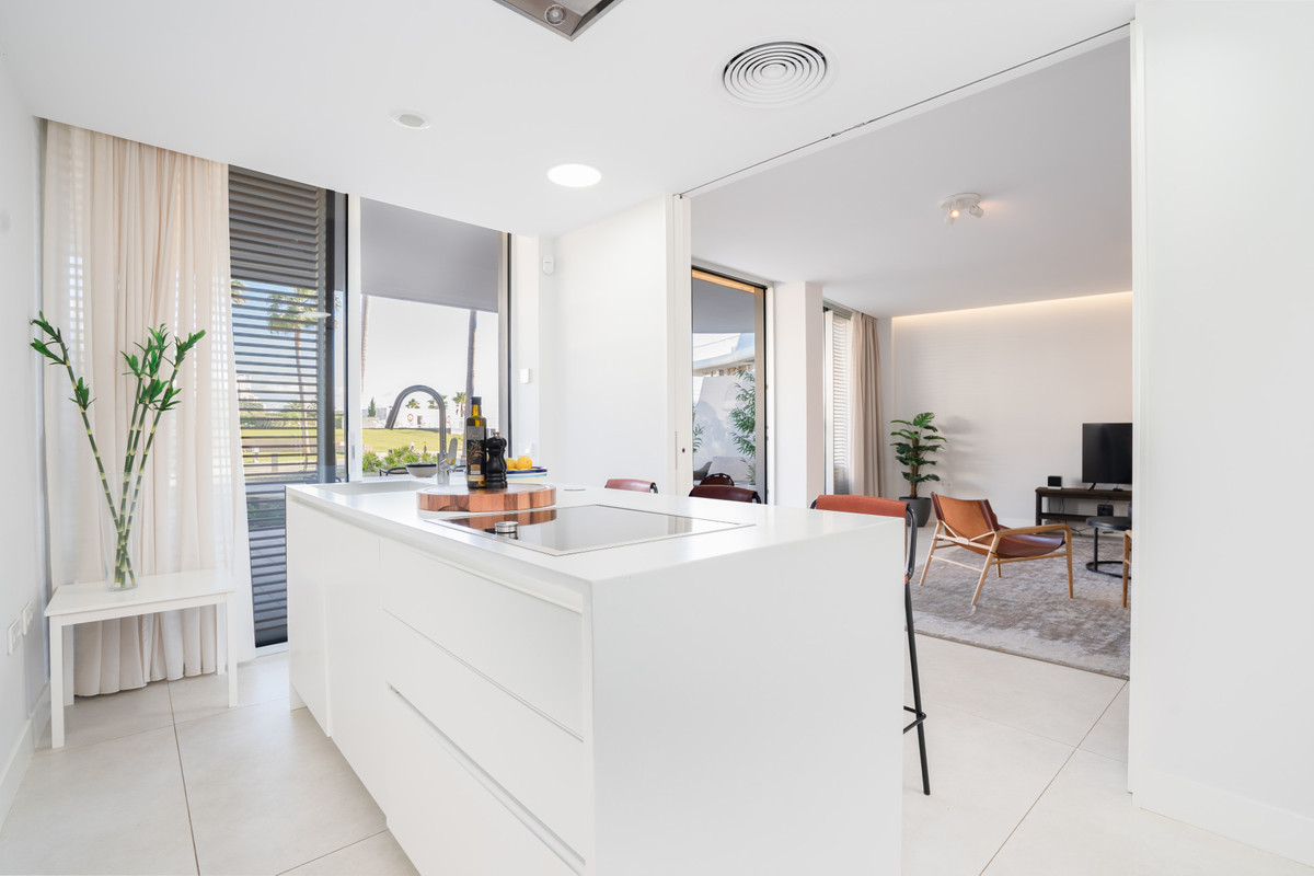 Photo 15 Ground Floor Apartment Estepona, Costa del Sol, Málaga – R5072506