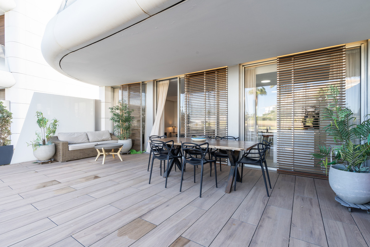 Photo 17 Ground Floor Apartment Estepona, Costa del Sol, Málaga – R5072506