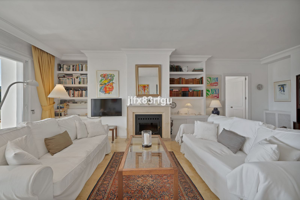 Photo 3 Middle Floor Apartment Guadalmina Alta, Costa del Sol, Málaga – R5012758