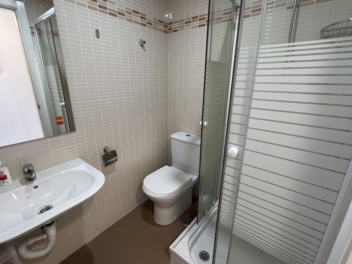 Photo 11 Middle Floor Apartment New Golden Mile, Costa del Sol, Málaga – R5081125