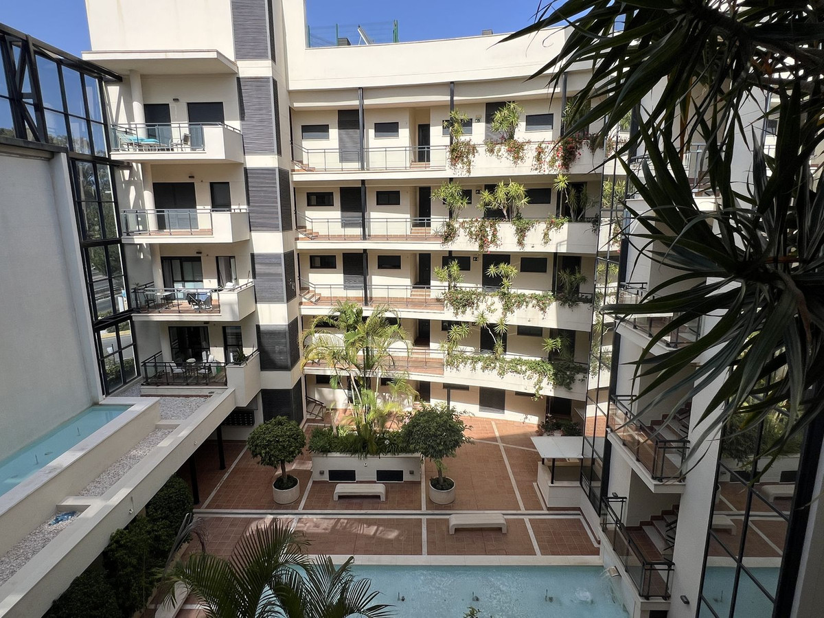 Photo 18 Middle Floor Apartment New Golden Mile, Costa del Sol, Málaga – R5081125