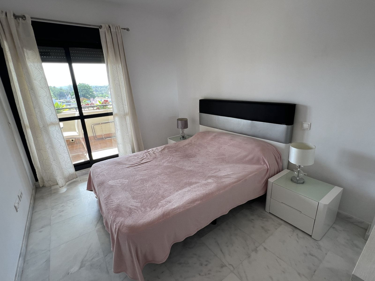 Photo 8 Middle Floor Apartment New Golden Mile, Costa del Sol, Málaga – R5081125