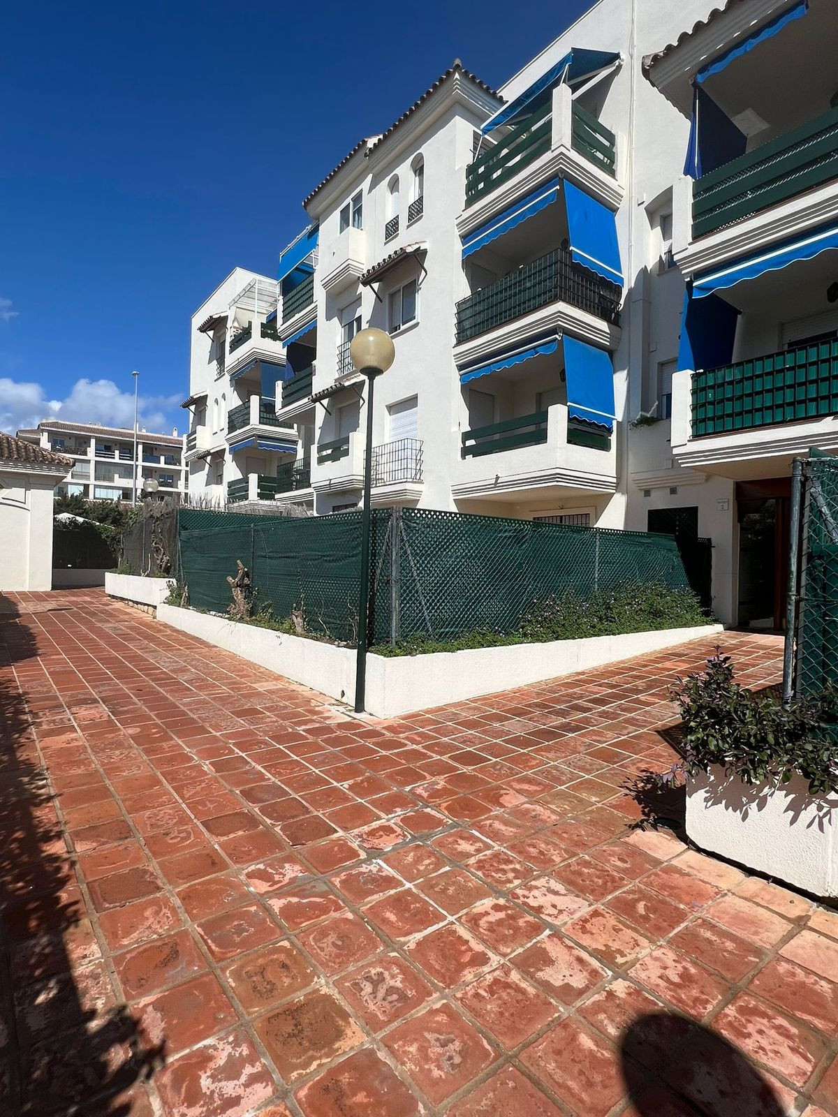 Photo 1 Ground Floor Apartment Nueva Andalucía, Costa del Sol, Málaga – R5084284