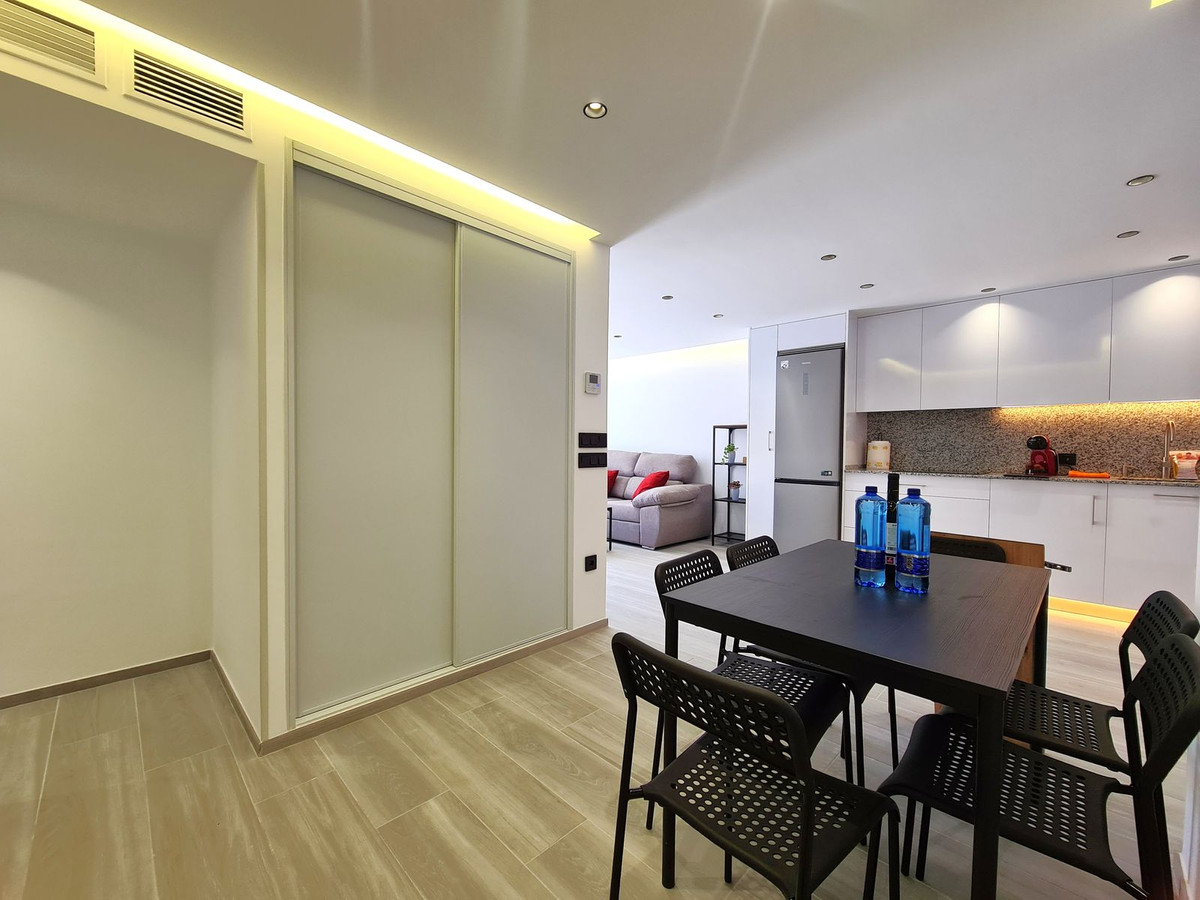 Photo 13 Top Floor Apartment Estepona, Costa del Sol, Málaga – R5080939