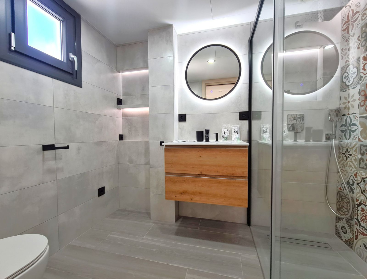 Photo 30 Top Floor Apartment Estepona, Costa del Sol, Málaga – R5080939