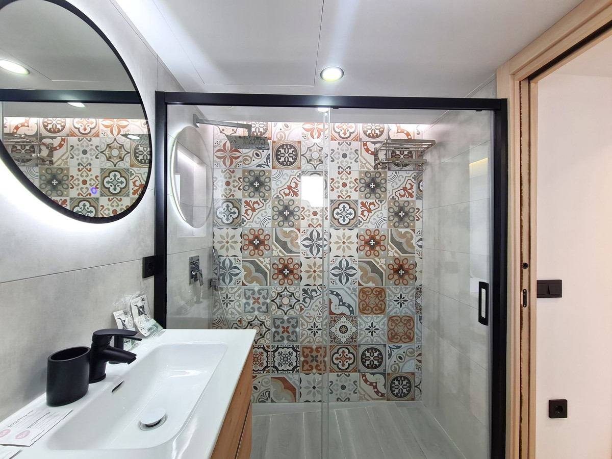 Photo 31 Top Floor Apartment Estepona, Costa del Sol, Málaga – R5080939