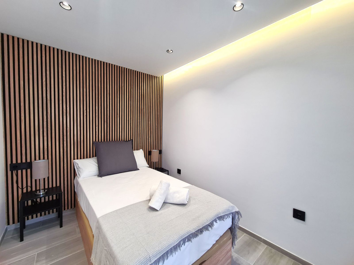 Photo 32 Top Floor Apartment Estepona, Costa del Sol, Málaga – R5080939