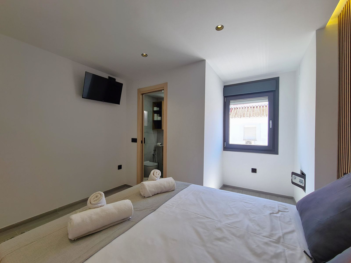 Photo 5 Top Floor Apartment Estepona, Costa del Sol, Málaga – R5080939