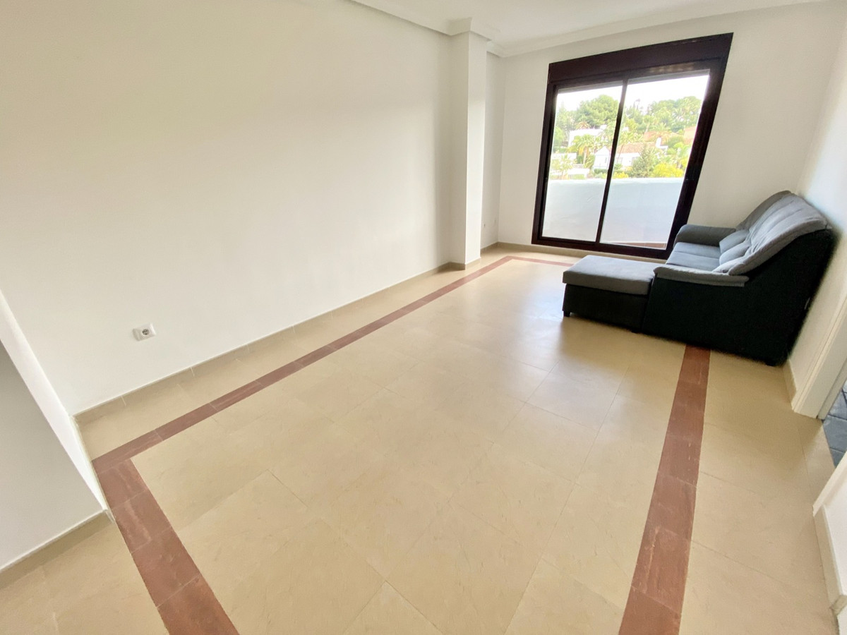 Photo 5 Middle Floor Apartment Nueva Andalucía, Costa del Sol, Málaga – R3800587