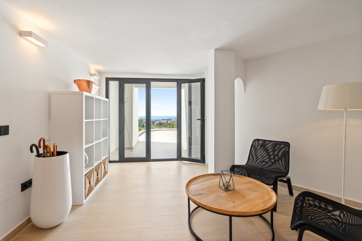 Photo 37 Detached Villa Nueva Andalucía, Costa del Sol, Málaga – R5105161