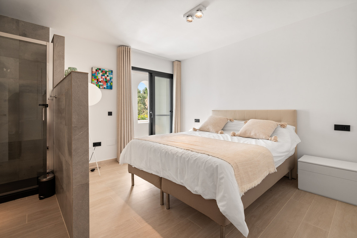 Photo 42 Detached Villa Nueva Andalucía, Costa del Sol, Málaga – R5105161
