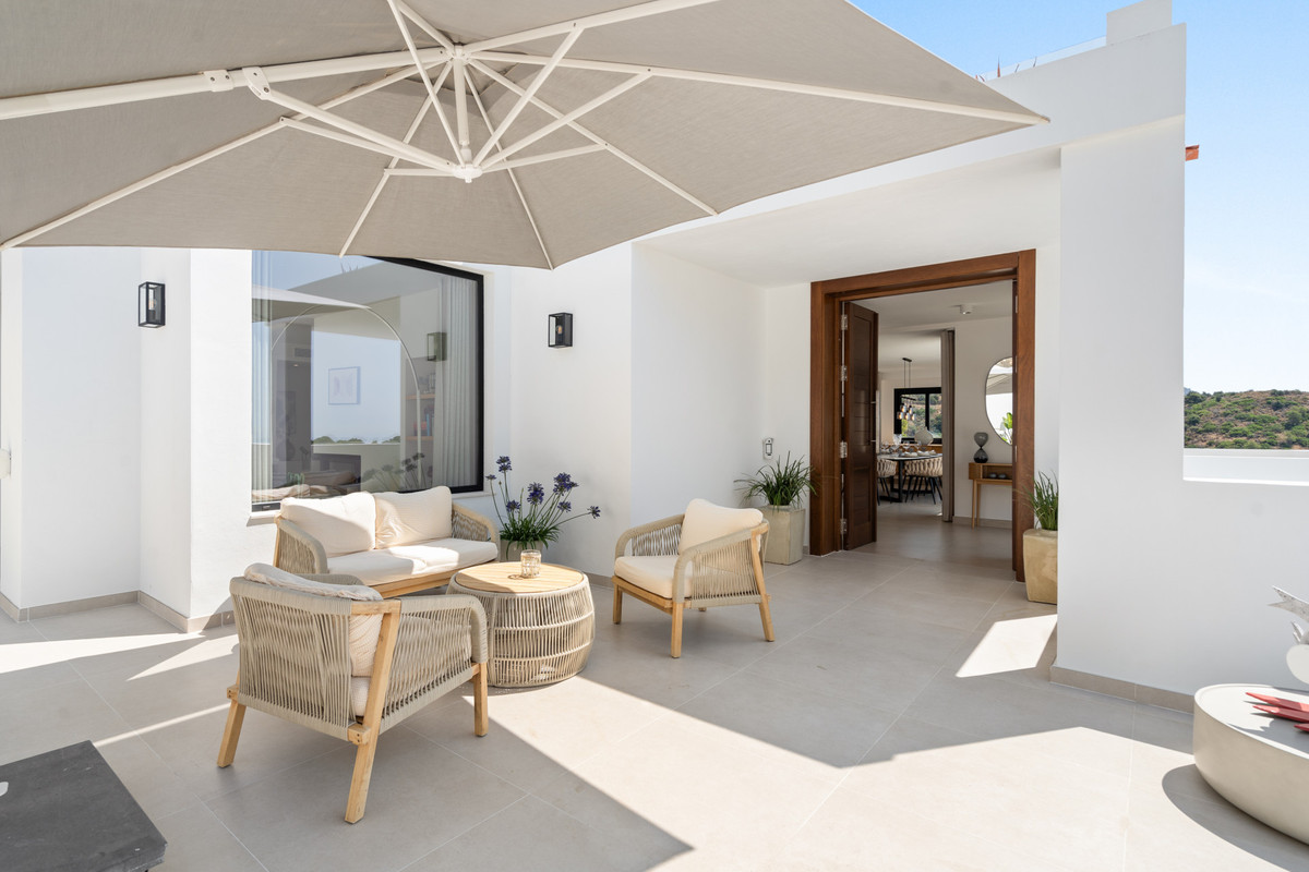 Photo 46 Detached Villa Nueva Andalucía, Costa del Sol, Málaga – R5105161