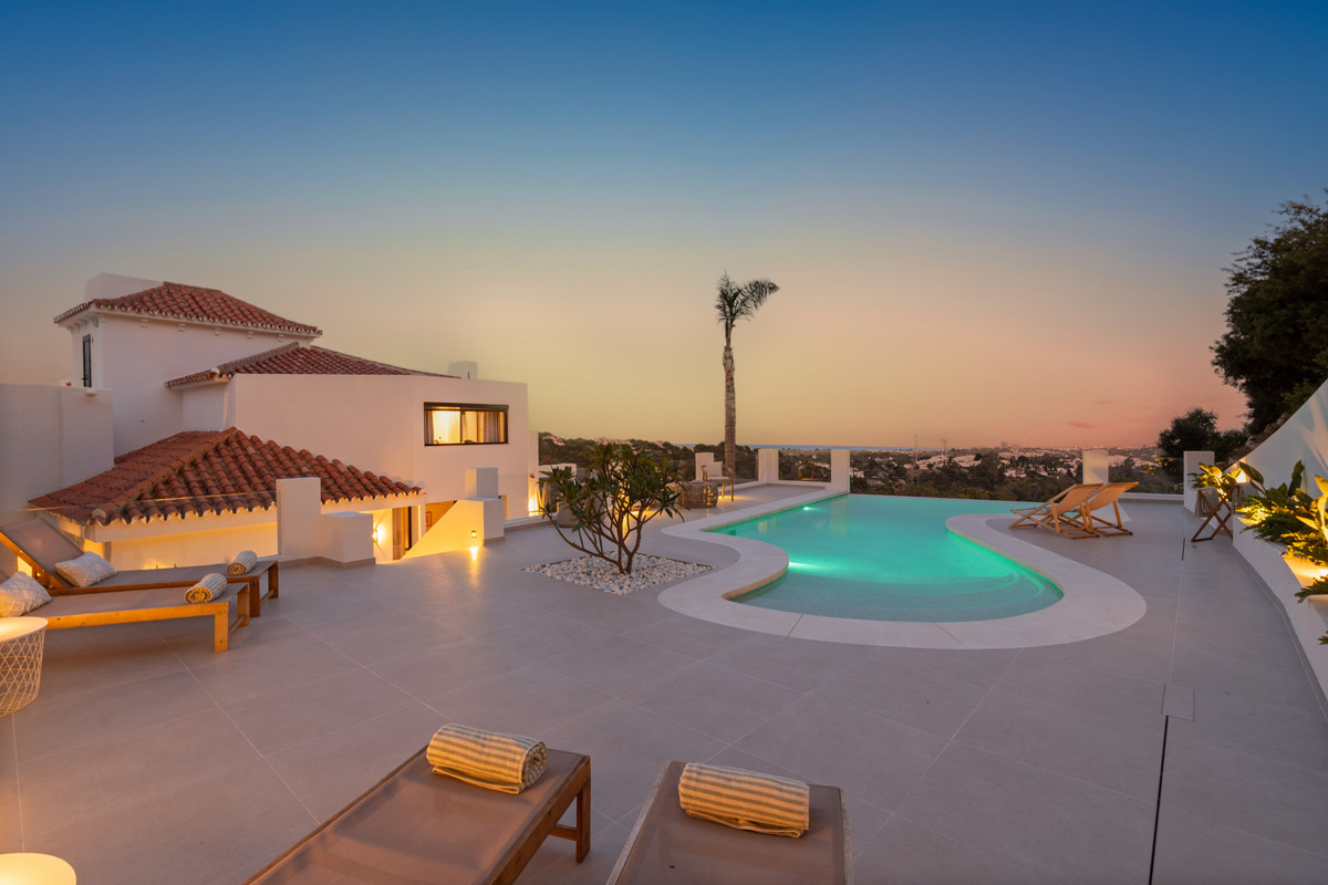 Photo 49 Detached Villa Nueva Andalucía, Costa del Sol, Málaga – R5105161