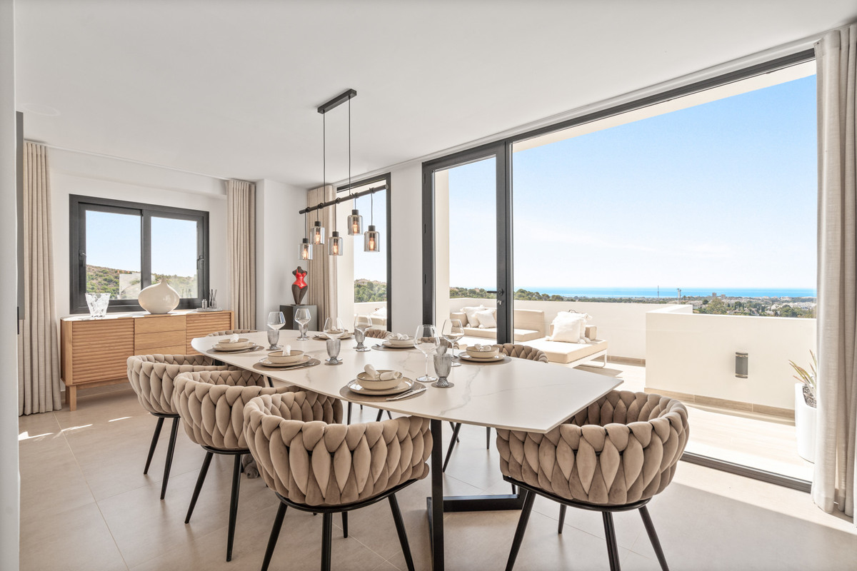 Photo 7 Detached Villa Nueva Andalucía, Costa del Sol, Málaga – R5105161