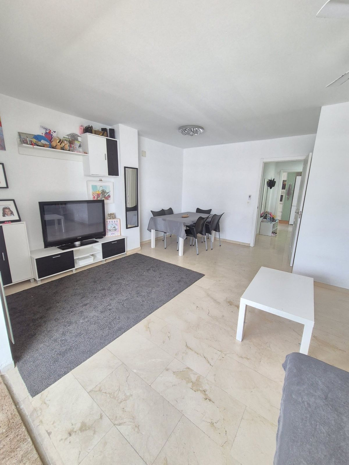 Photo 3 Top Floor Apartment Estepona, Costa del Sol, Málaga – R5079898