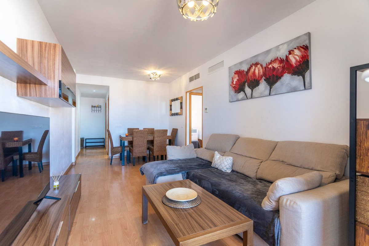 Photo 19 Middle Floor Apartment Benalmadena, Costa del Sol, Málaga – R5107363
