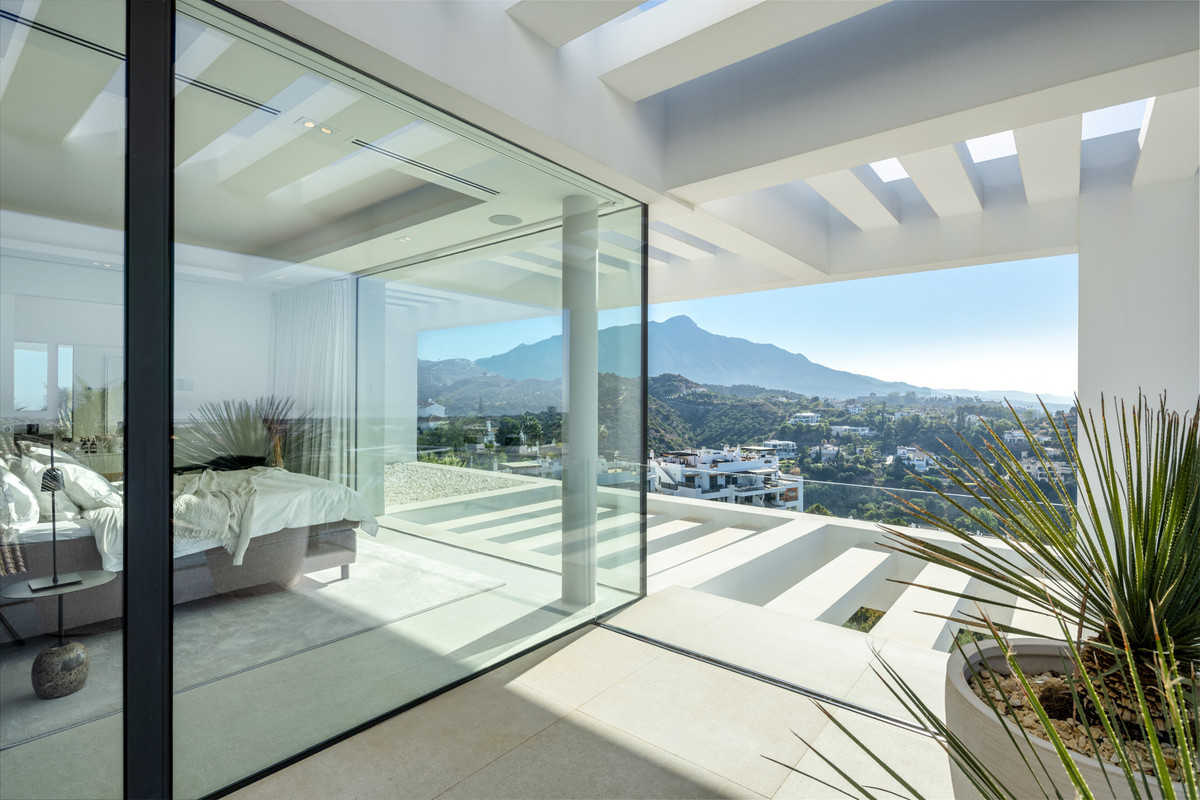 Photo 17 Detached Villa La Quinta, Costa del Sol, Málaga – R4818580