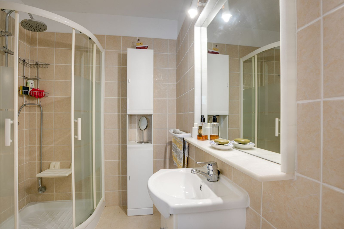 Photo 8 Ground Floor Apartment Atalaya, Costa del Sol, Málaga – R5104813