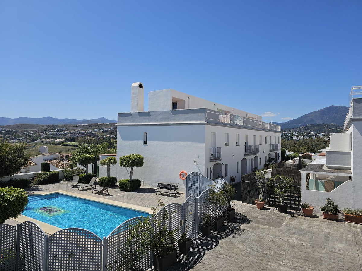 Photo 3 Semi-Detached House Atalaya, Costa del Sol, Málaga – R5048176