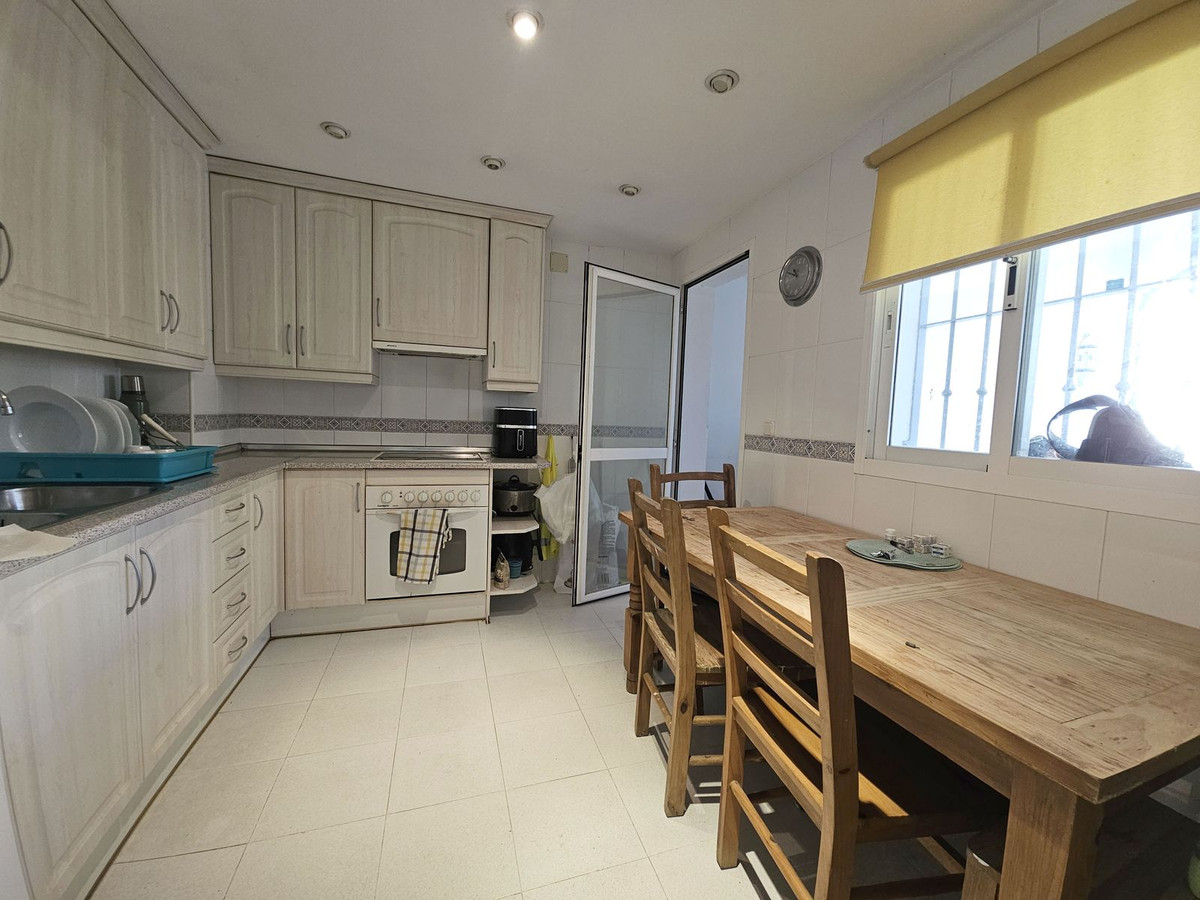 Photo 6 Semi-Detached House Atalaya, Costa del Sol, Málaga – R5048176