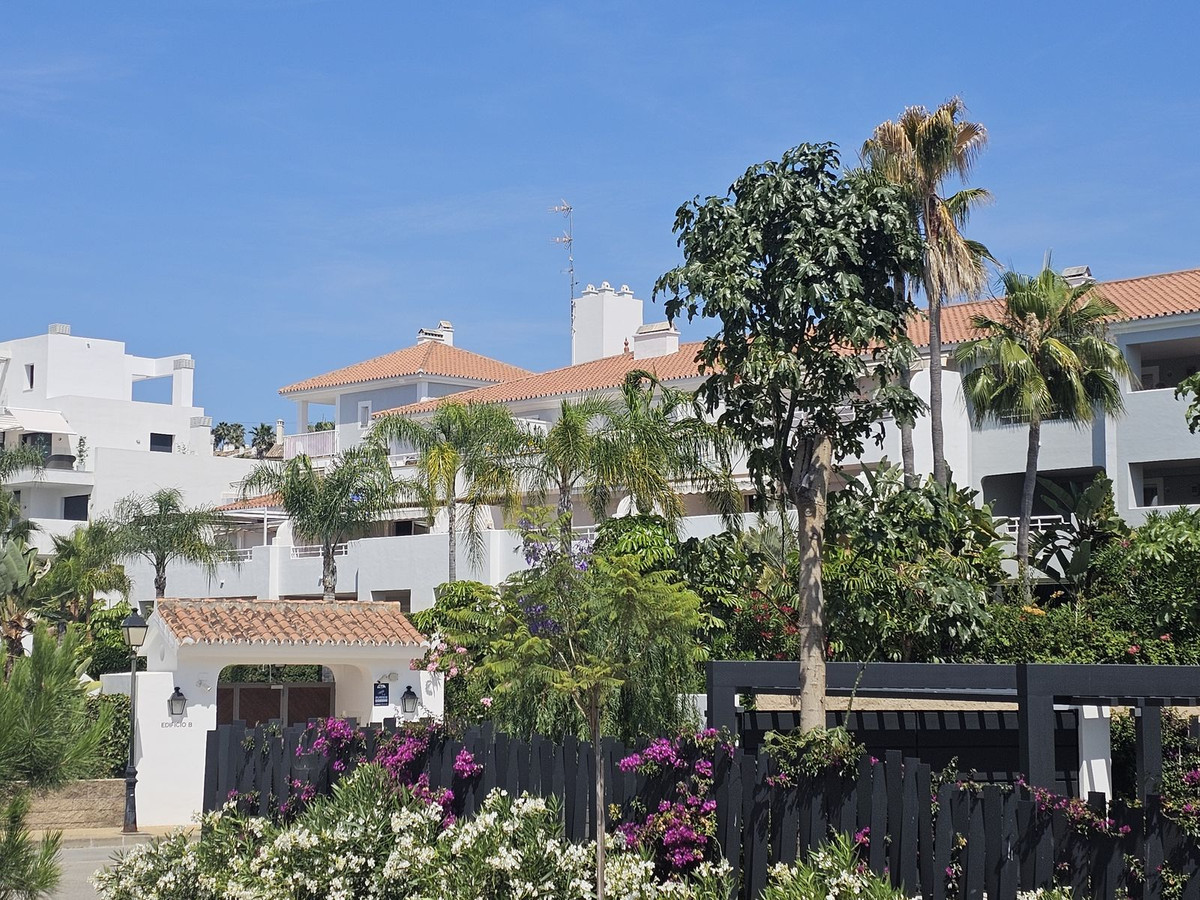 Photo 1 Penthouse Duplex New Golden Mile, Costa del Sol, Málaga – R5061568