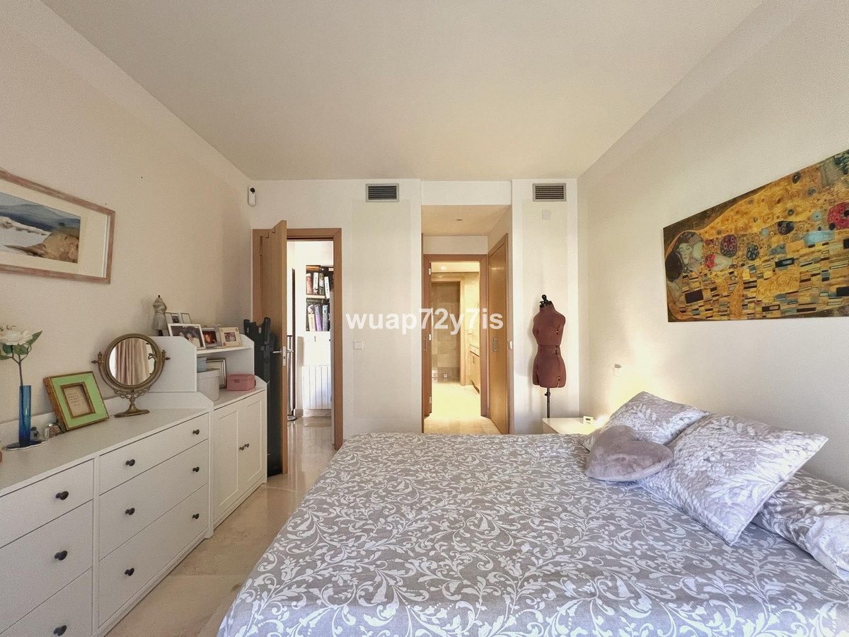 Photo 18 Middle Floor Apartment Estepona, Costa del Sol, Málaga – R5085637