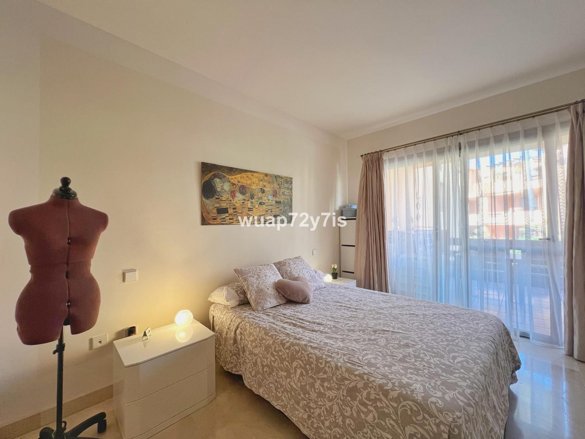 Photo 19 Middle Floor Apartment Estepona, Costa del Sol, Málaga – R5085637