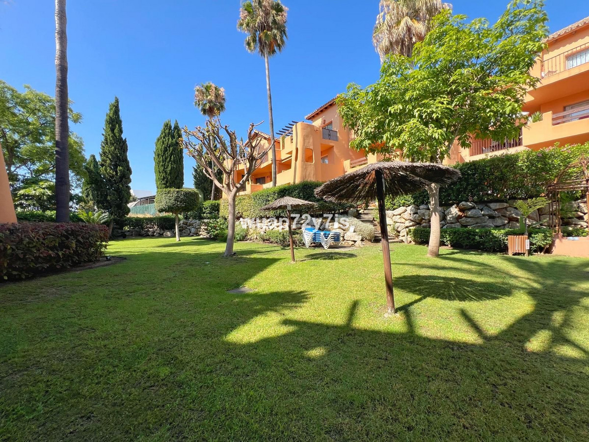 Photo 22 Middle Floor Apartment Estepona, Costa del Sol, Málaga – R5085637