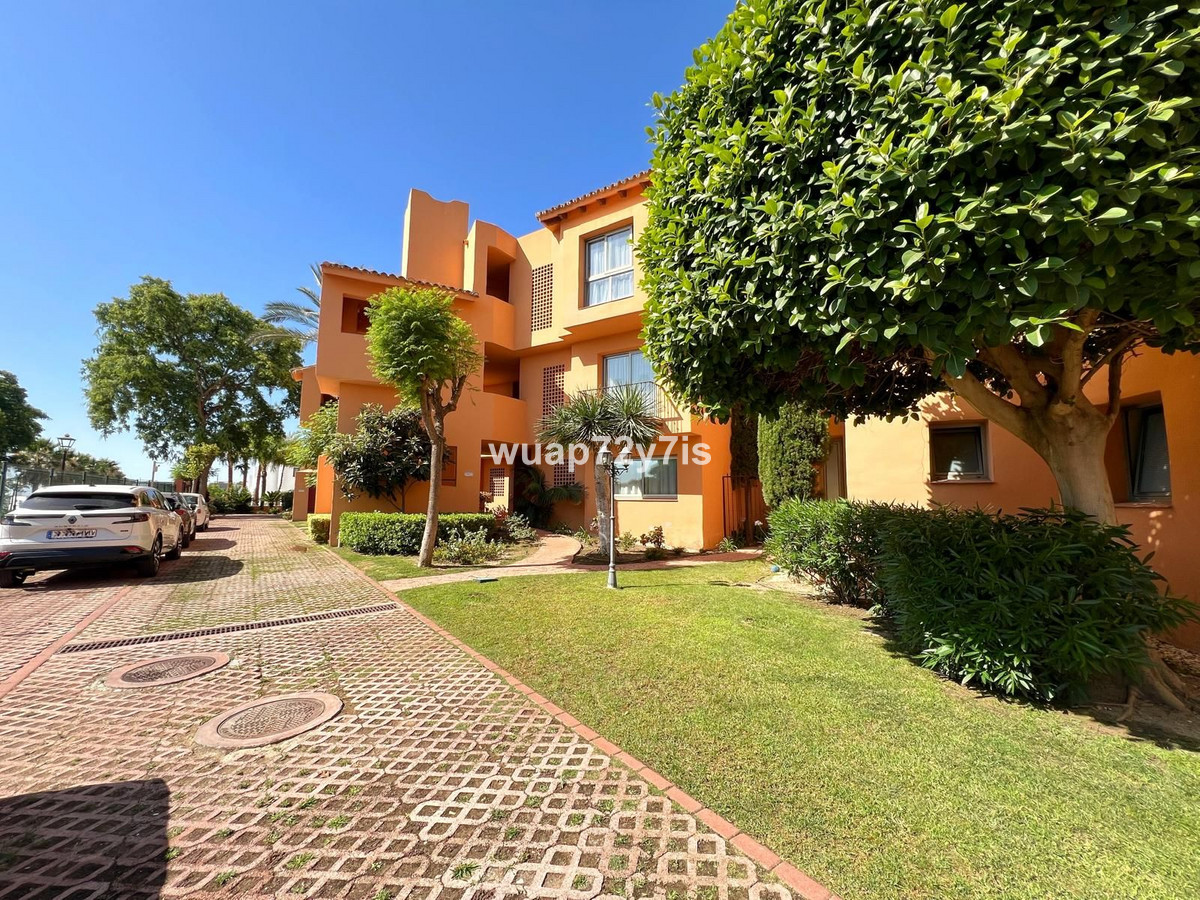 Photo 23 Middle Floor Apartment Estepona, Costa del Sol, Málaga – R5085637