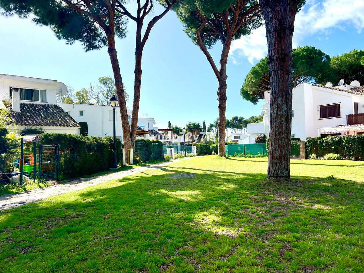 Photo 24 Semi-Detached House Estepona, Costa del Sol, Málaga – R4992298