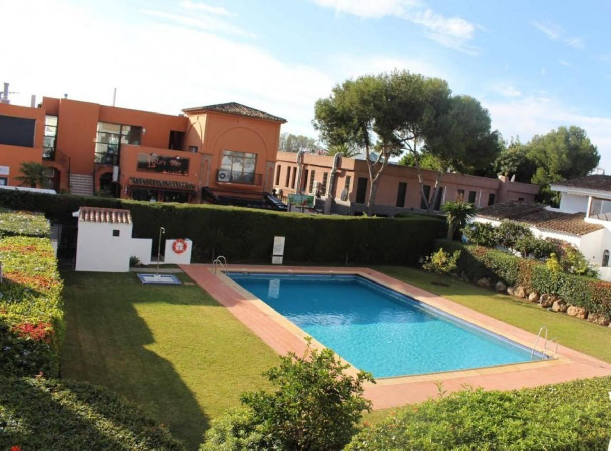 Photo 1 Ground Floor Apartment New Golden Mile, Costa del Sol, Málaga – R5010361